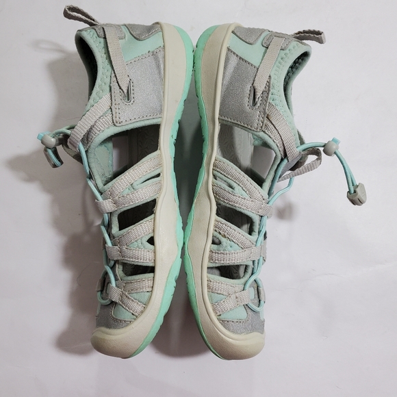 Keen Girls Moxie Hiking Water Sandals Grey Mint Green Size 2 Big Kid Youth Kids - Picture 3 of 10